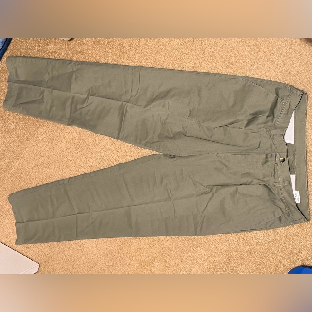 Wrangler Men's Olive Green Pants